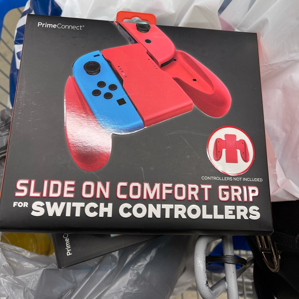 Slide on comfort grip for switch controllers